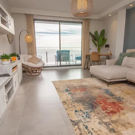 Апартаменты Blue Suites B2-302 *